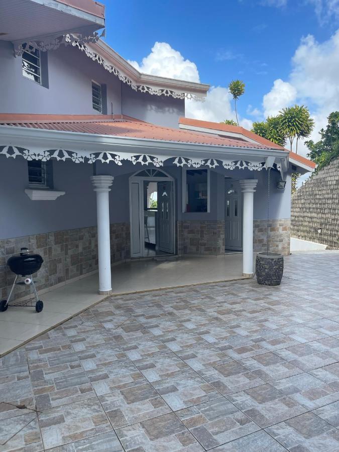 Les Appart Villa Sunbay Caraibes Avec Piscine Privative Vue Mer Et Montagne เลอ ฟร็องซัว ภายนอก รูปภาพ