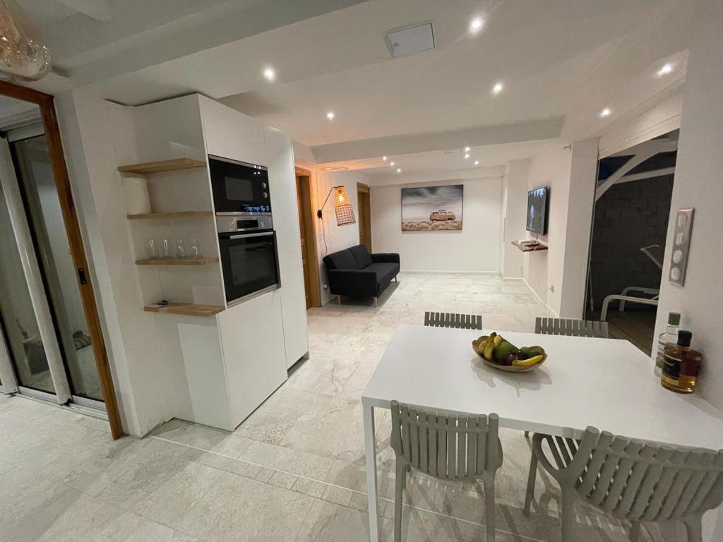 Les Appart Villa Sunbay Caraibes Avec Piscine Privative Vue Mer Et Montagne เลอ ฟร็องซัว ภายนอก รูปภาพ
