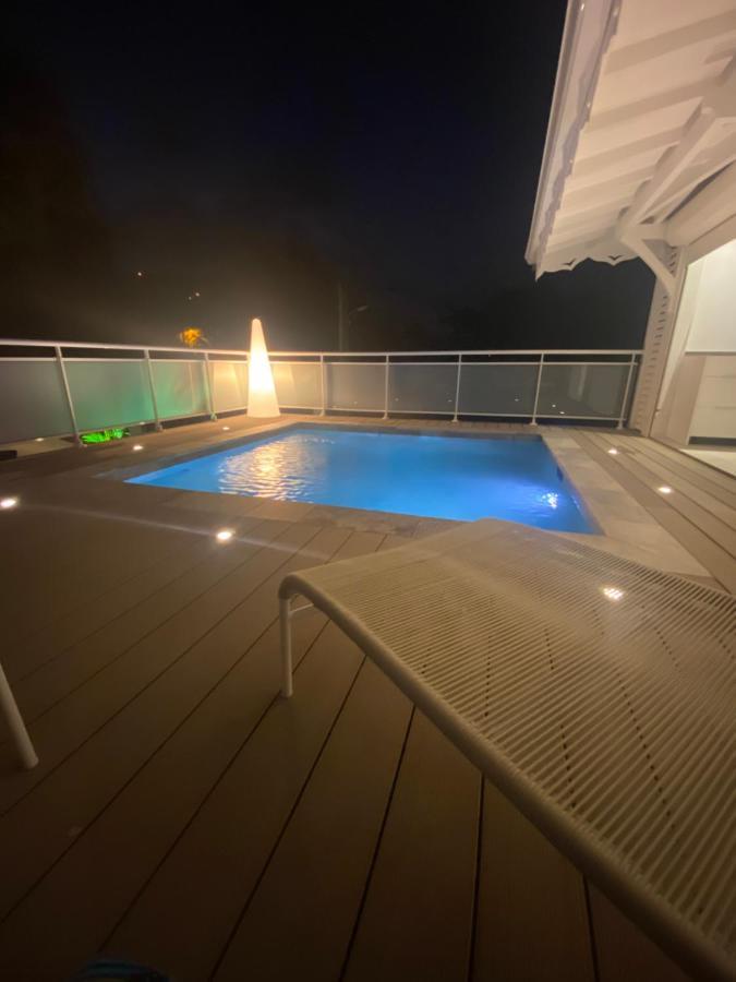 Les Appart Villa Sunbay Caraibes Avec Piscine Privative Vue Mer Et Montagne เลอ ฟร็องซัว ภายนอก รูปภาพ
