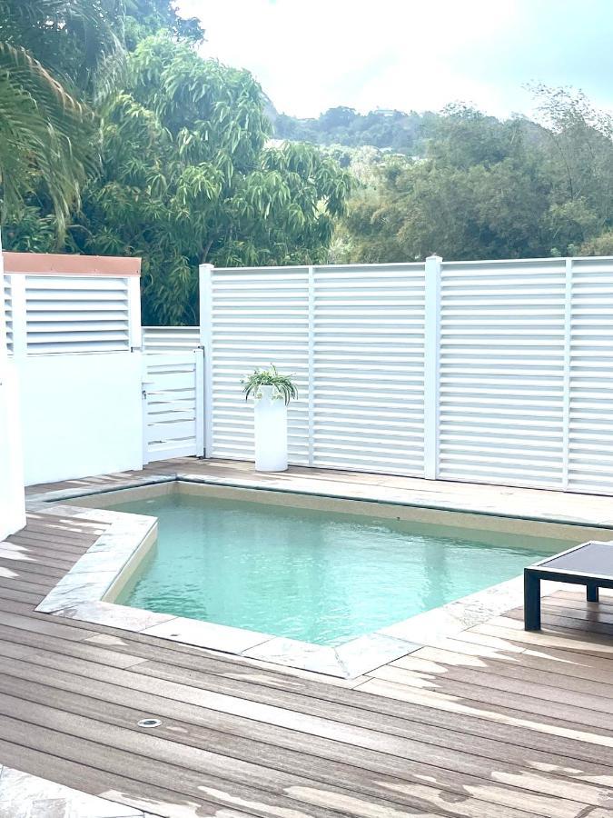 Les Appart Villa Sunbay Caraibes Avec Piscine Privative Vue Mer Et Montagne เลอ ฟร็องซัว ภายนอก รูปภาพ