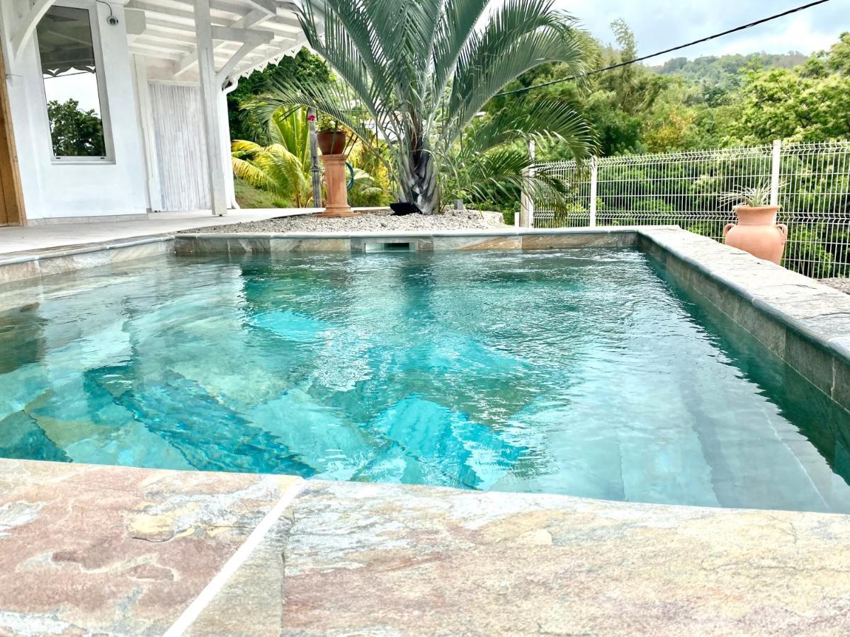 Les Appart Villa Sunbay Caraibes Avec Piscine Privative Vue Mer Et Montagne เลอ ฟร็องซัว ภายนอก รูปภาพ