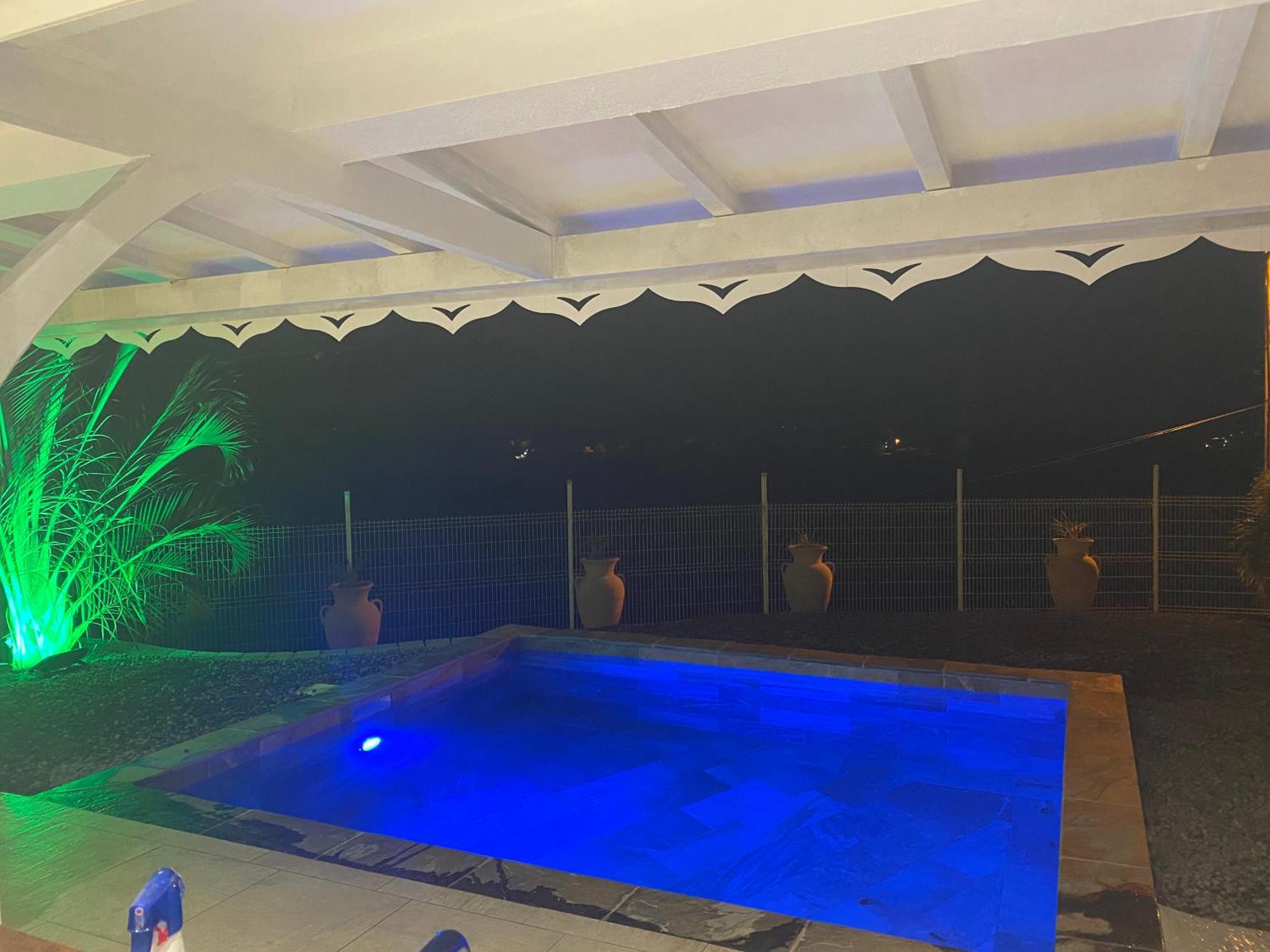 Les Appart Villa Sunbay Caraibes Avec Piscine Privative Vue Mer Et Montagne เลอ ฟร็องซัว ภายนอก รูปภาพ
