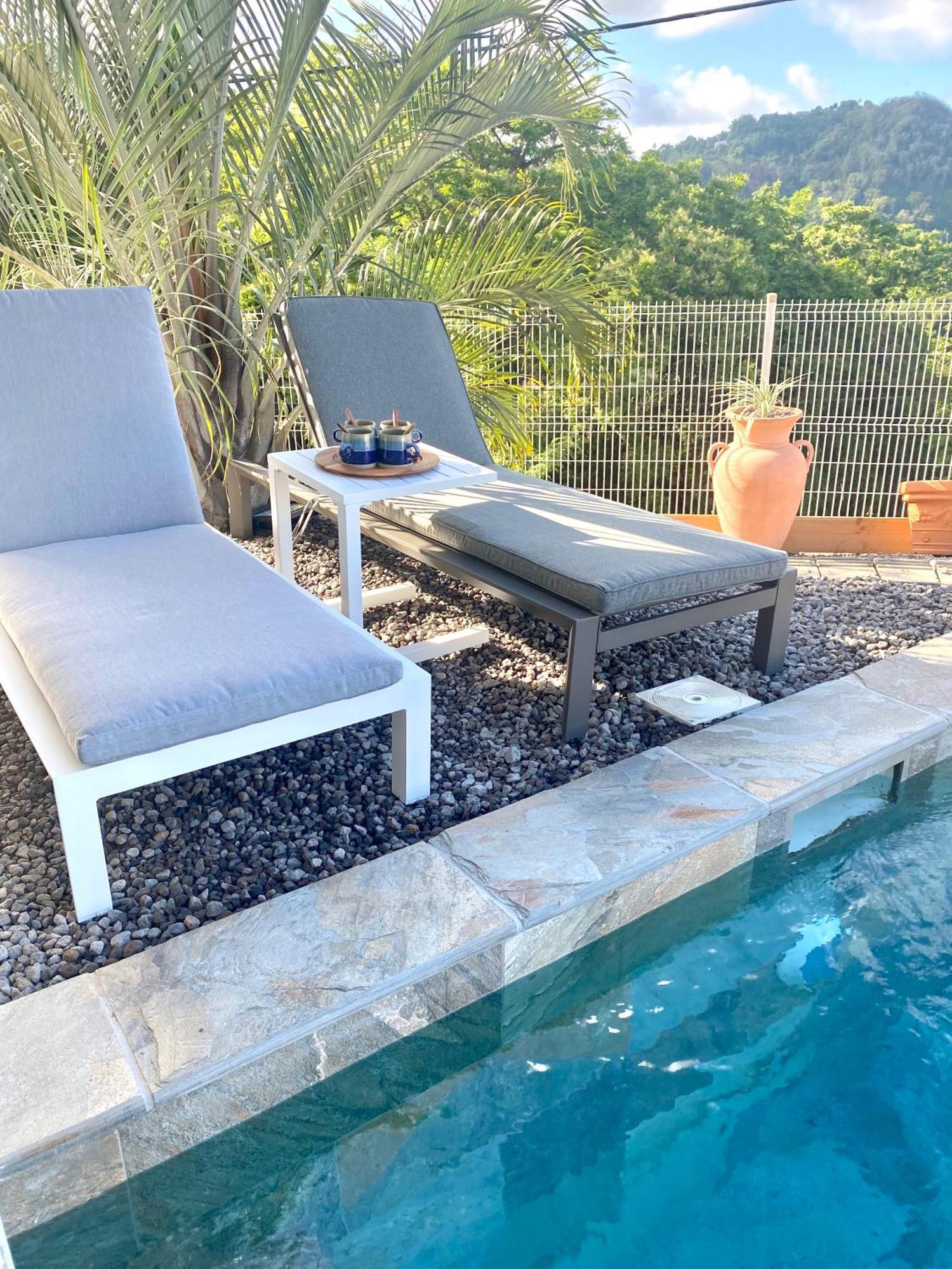 Les Appart Villa Sunbay Caraibes Avec Piscine Privative Vue Mer Et Montagne เลอ ฟร็องซัว ภายนอก รูปภาพ